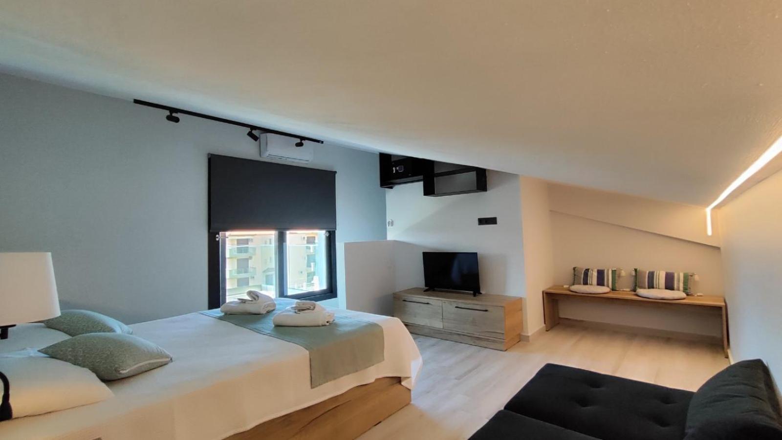 Vasileiadou Suites & Maisonettes Floyitá Eksteriør bilde